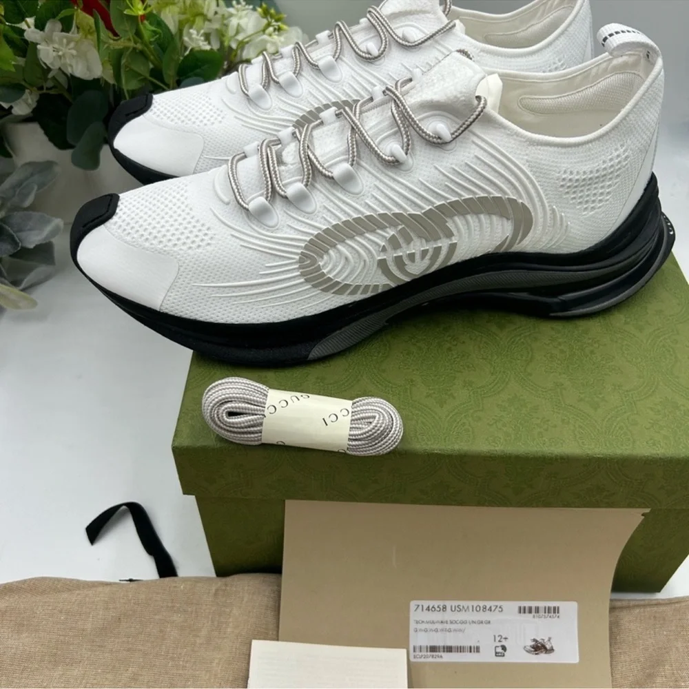 Men’s Gucci run white/gray/black sneakers size 12.5 made in Italy